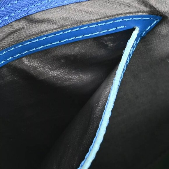 AUTHENTIC Louis Vuitton Blue Epi Speedy 30 Handbag - Picture 11 of 11